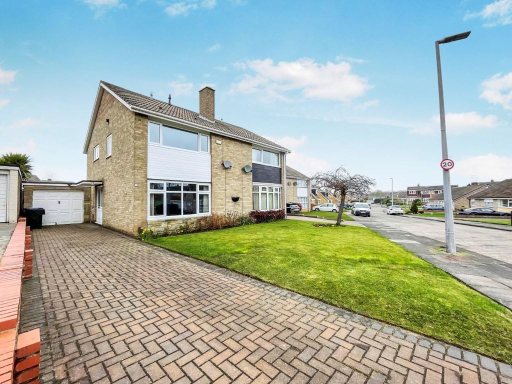 3 bed semidetached house for sale in Sedgefield Road, Acklam