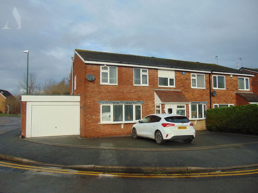 6 bed semidetached house for sale in Ryeclose Croft, Chelmsley Wood