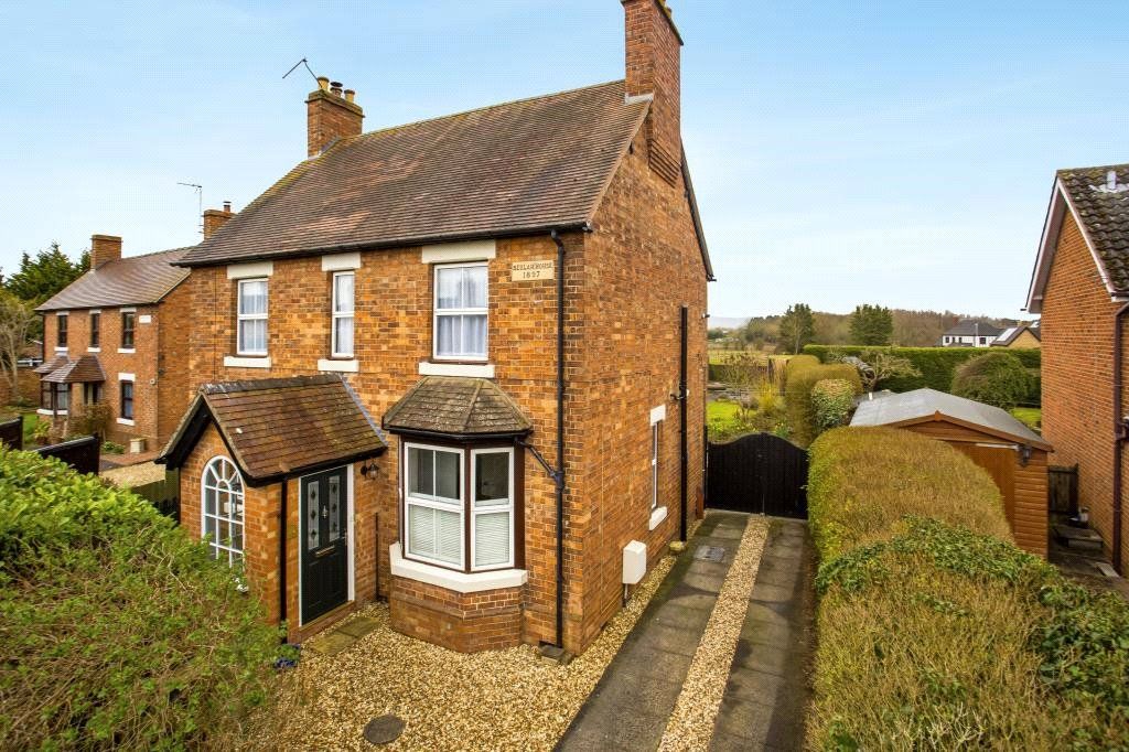 3 bed detached house for sale in Bretforton Road, Badsey