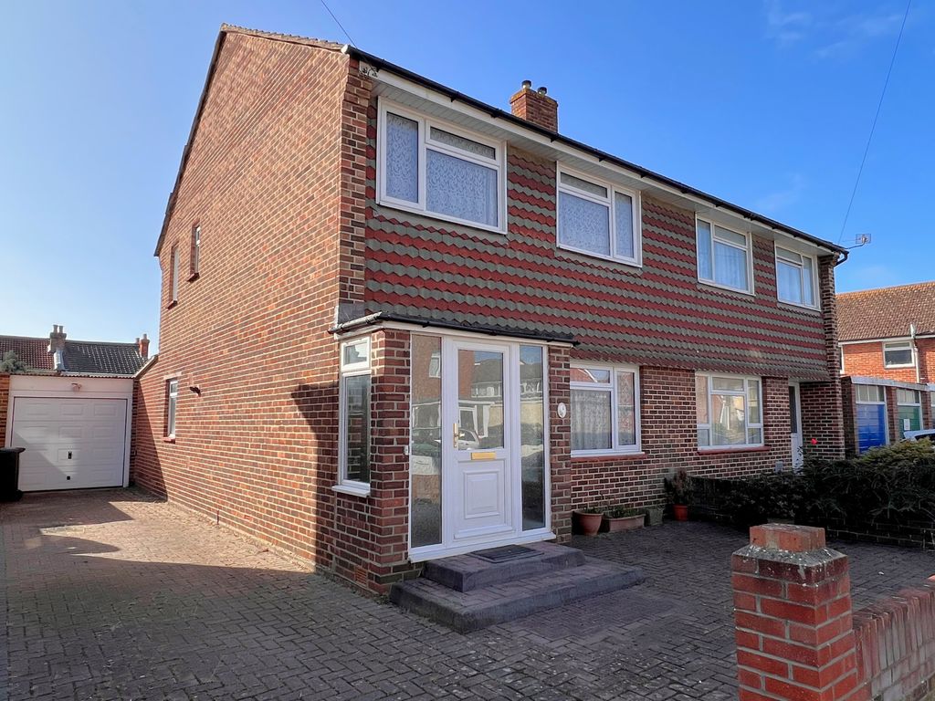 3 bed semidetached house for sale in Exmouth Road, Elson, Gosport PO12