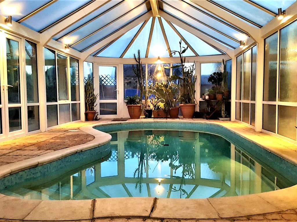 4 bed detached house for sale in Heatherley Road, Camberley GU15 Zoopla