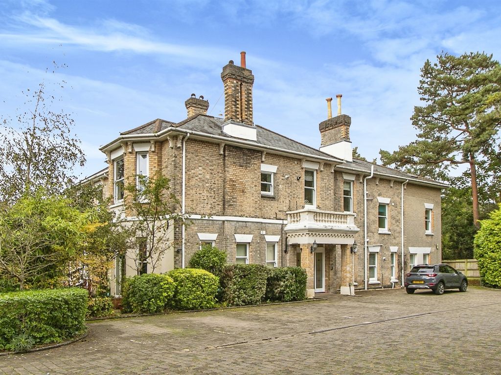 2 bed flat for sale in Wimborne Road, Winton, Bournemouth BH2, £280,000