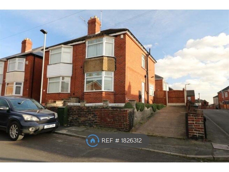 2 bed semidetached house to rent in Main Street, Rawmarsh, Rotherham