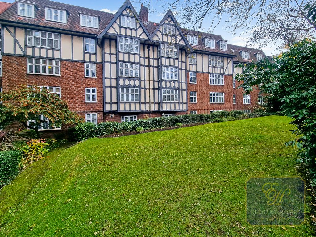 4 bed flat for sale in Finchley Road, London NW2, £735,000 Zoopla