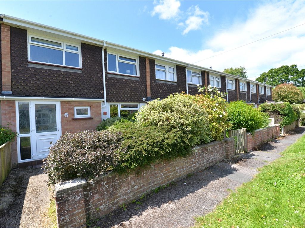 3 bed terraced house for sale in Davis Field, New Milton, Hampshire