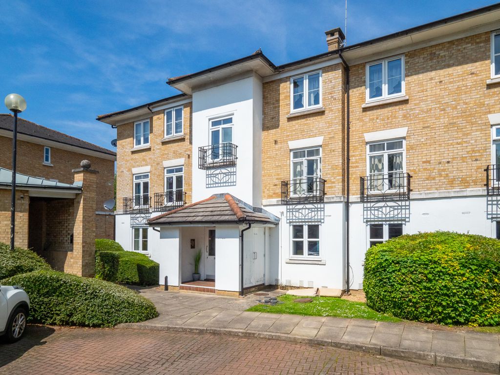 1 bed flat for sale in Kingswood Drive, Sutton SM2, £250,000 Zoopla
