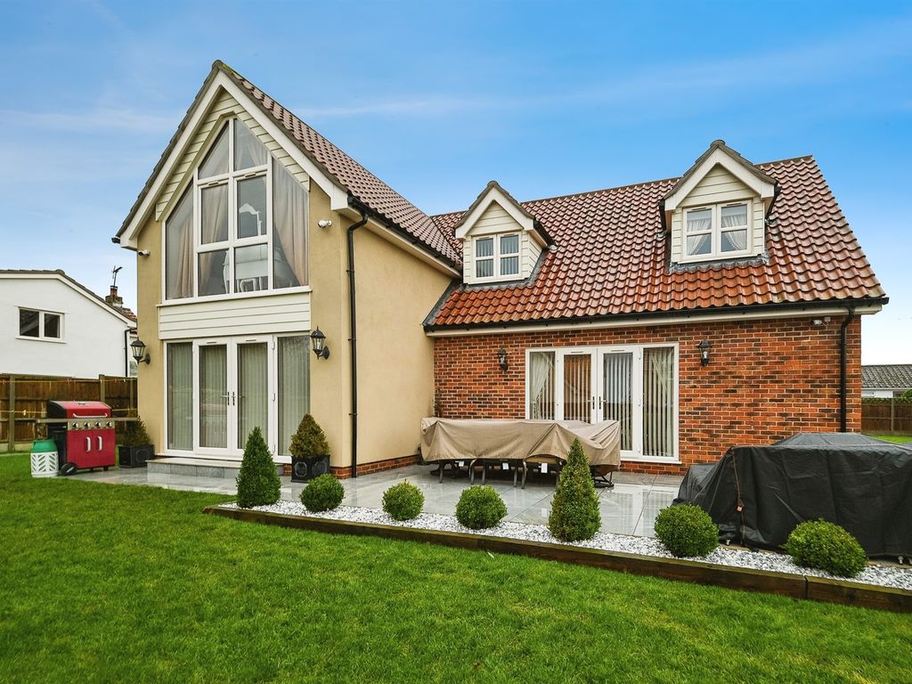 4 bed detached house for sale in Church Lane, Southery, Downham Market