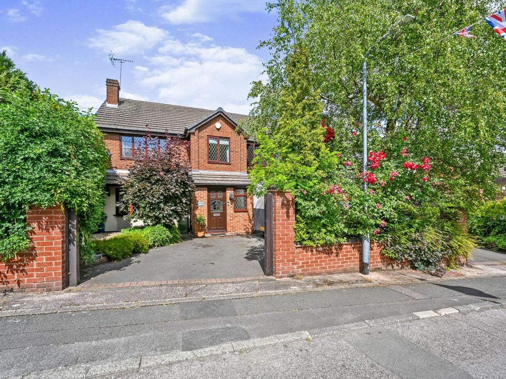 4 bed detached house for sale in Springfield Rise, Hednesford, Cannock