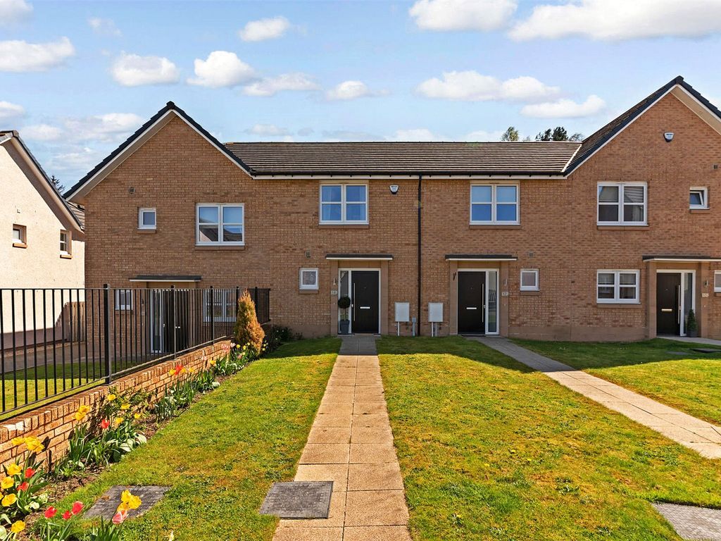 2 bed terraced house for sale in Peregrine Gardens, Ferniegair