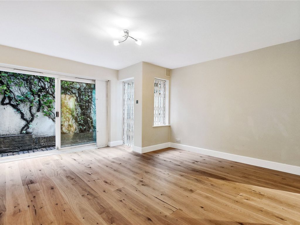 2 bed flat to rent in Shirland Road, London W9 Zoopla