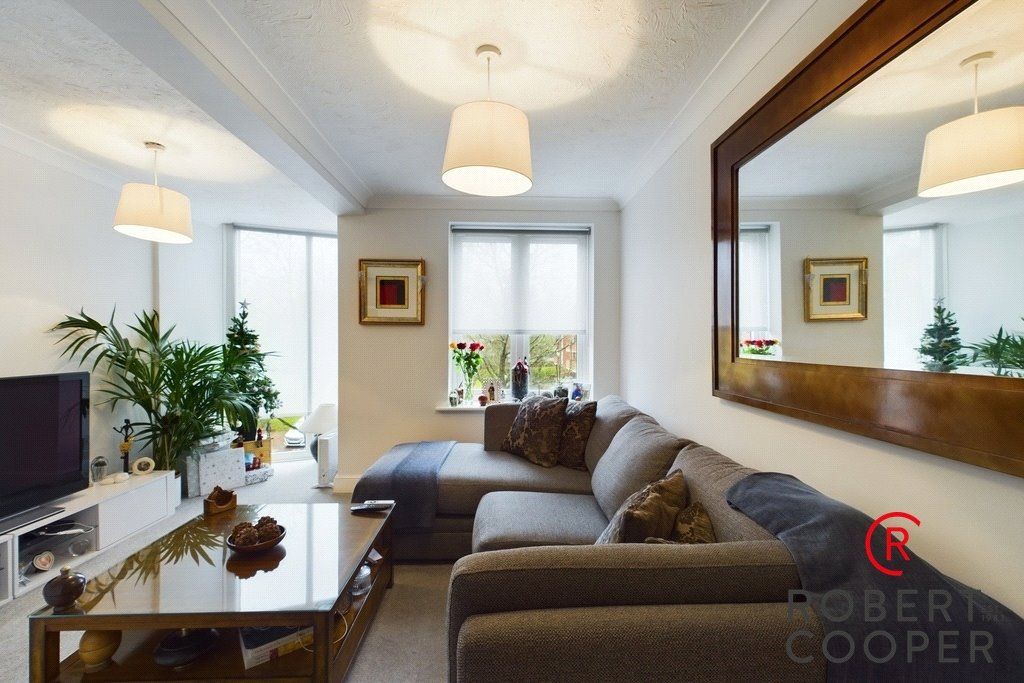 1 bed flat for sale in The Forresters, Winslow Close, Pinner HA5, £