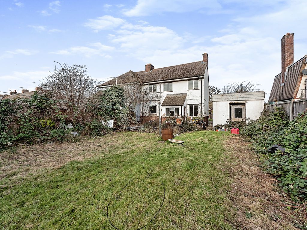 2 bed semidetached house for sale in Malting Lane, Isleham, Ely