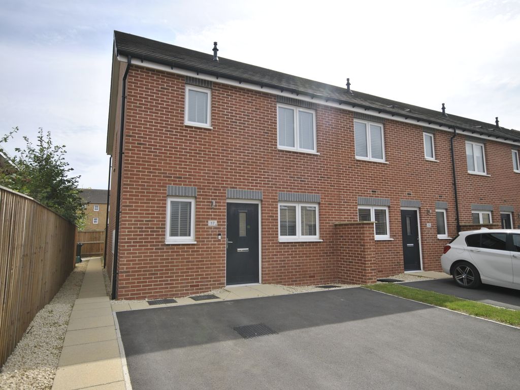 3 bed end terrace house for sale in Primrose Gardens, Auckley