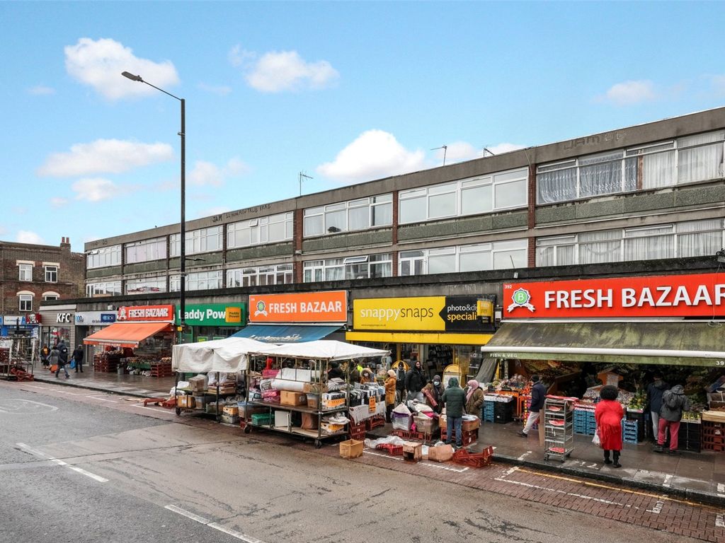 4 bed flat to rent in Bethnal Green Road, London E2 Zoopla