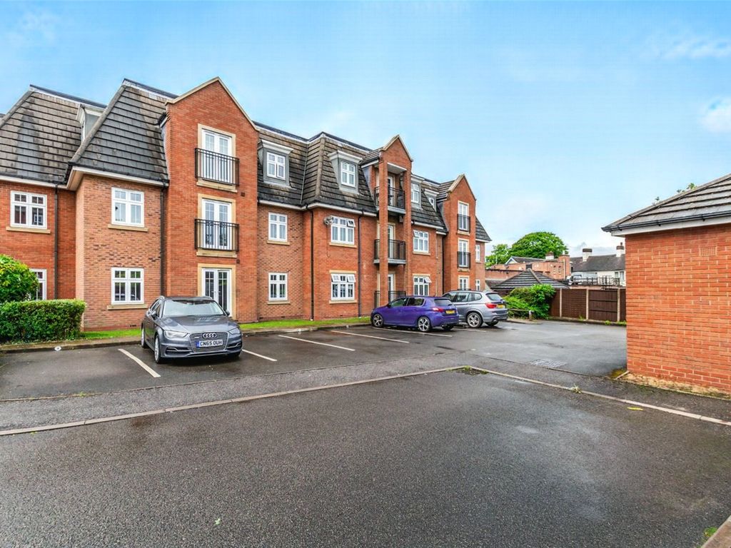 2 bed flat for sale in Grange Drive, Streetly, Sutton Coldfield B74