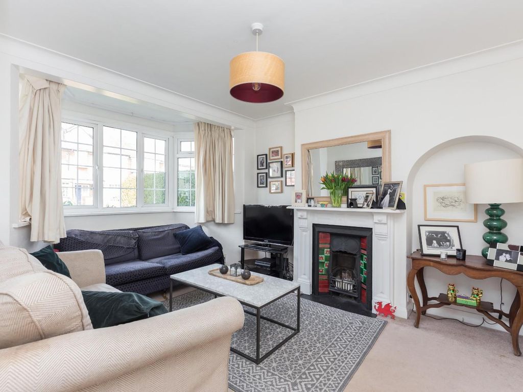 3 bed property to rent in Lawrence Road, Ham, Richmond TW10, £2,999 pcm Zoopla