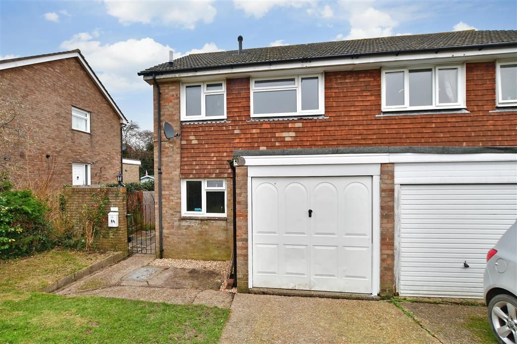3 bed semidetached house for sale in Fermor Way, Crowborough, East