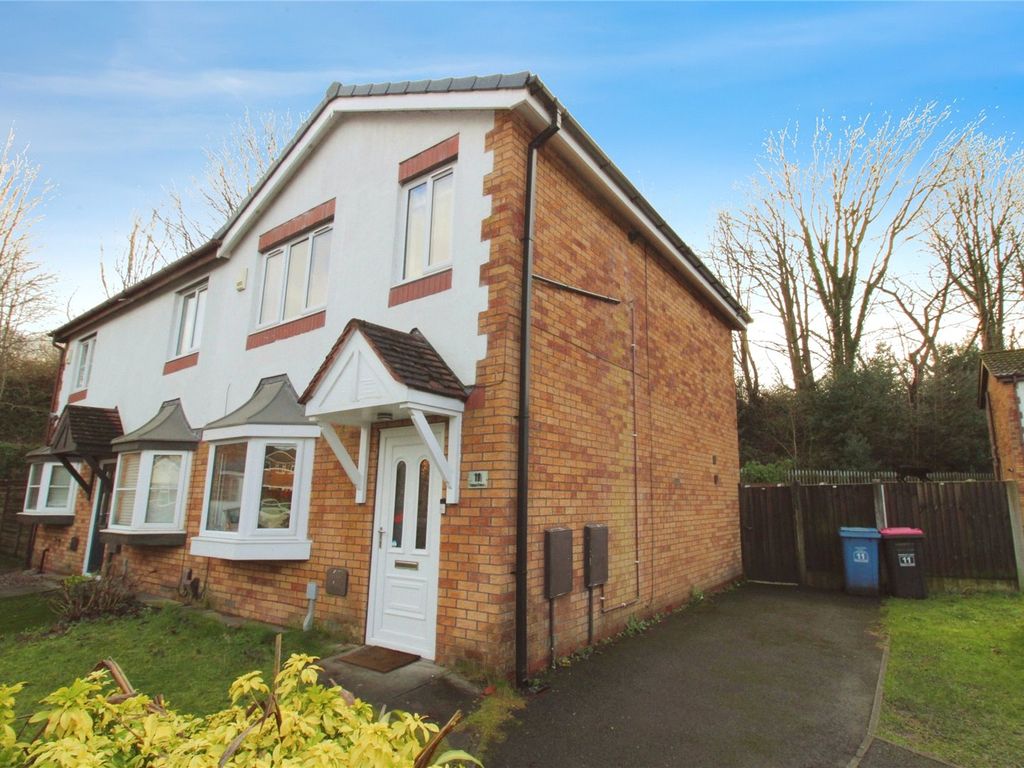 3 bed semidetached house for sale in Signal Close, Eccles, Manchester