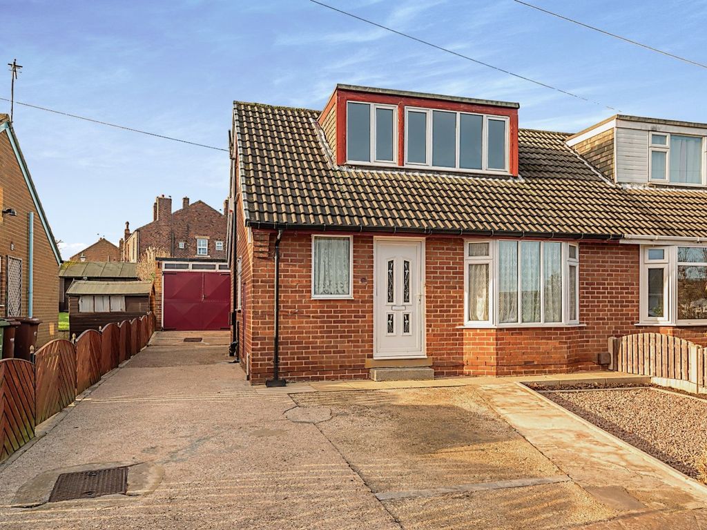 3 bed bungalow for sale in Spa Croft Road, Ossett, West Yorkshire WF5