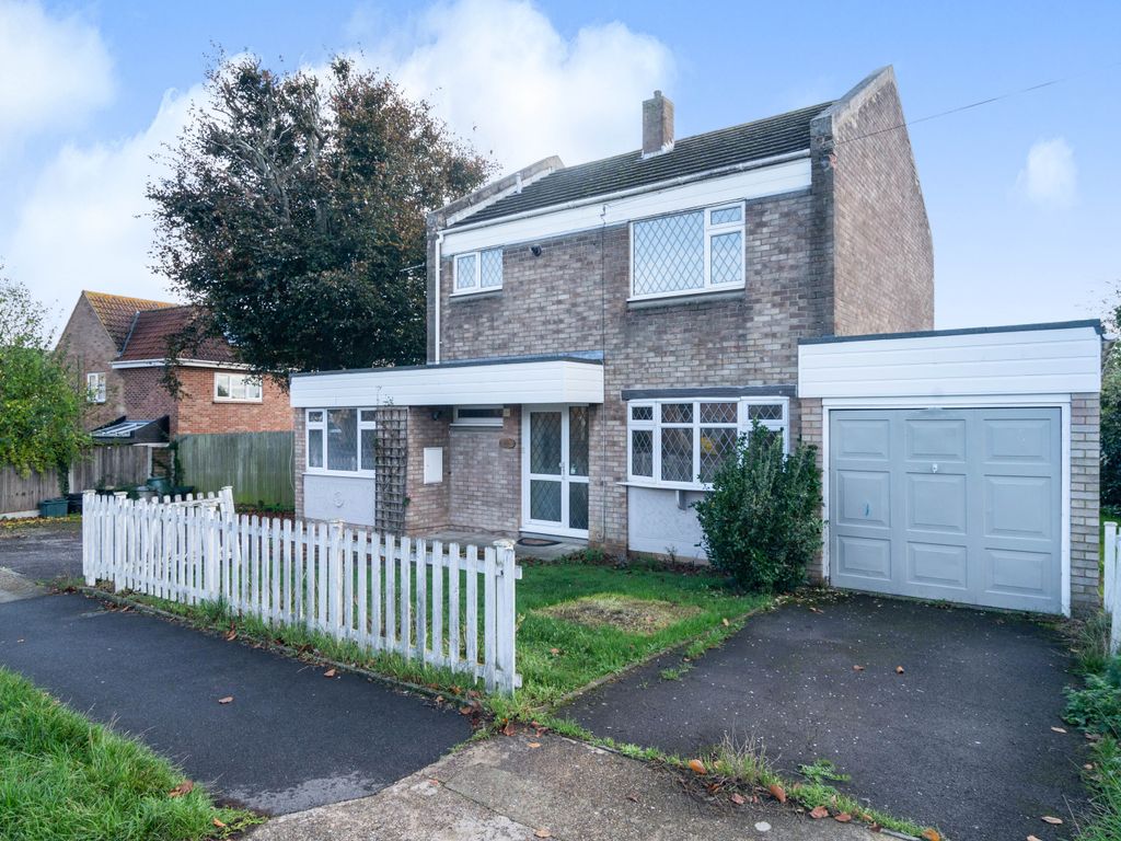 Kingston Avenue, Chelmsford CM2  