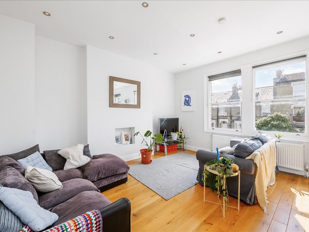 3 bed property for sale in St. Stephens Avenue, London W12 Zoopla