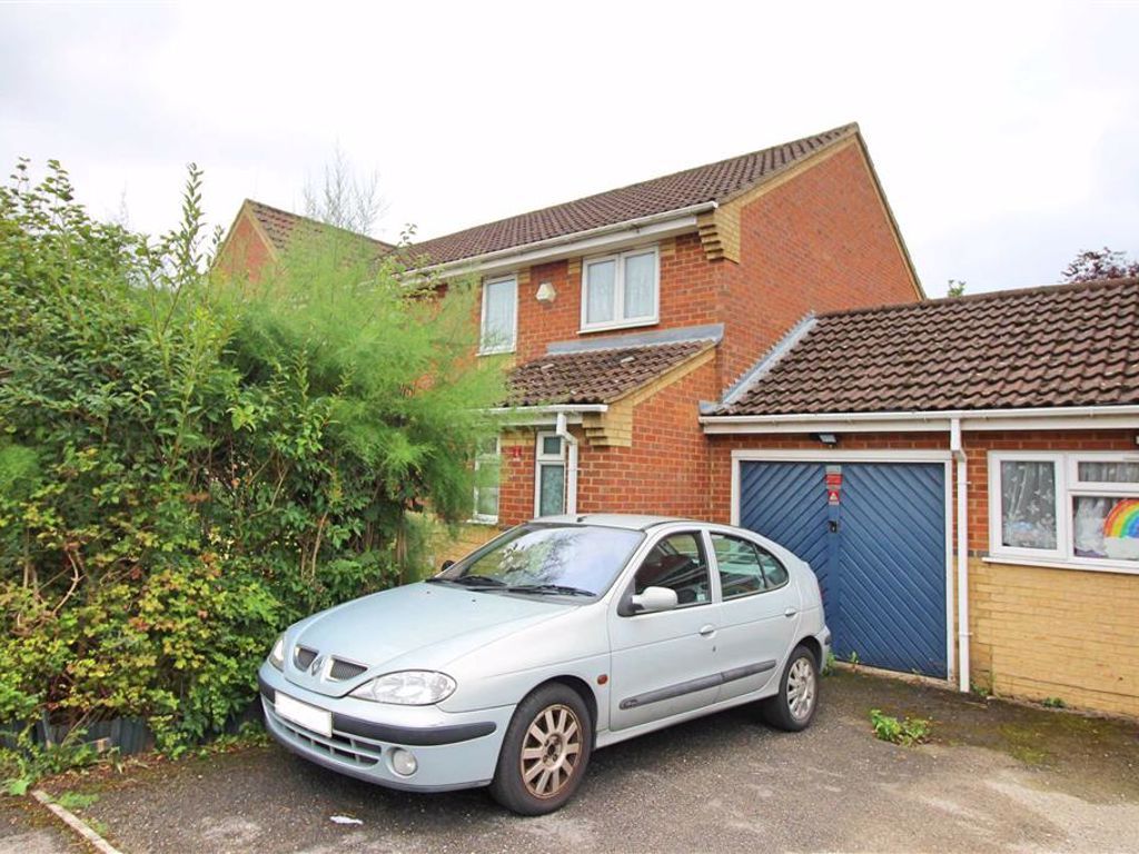 Rutherford Close, Borehamwood, Herts WD6  