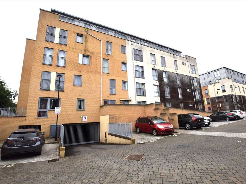 2 bed flat for sale in Domus Court, 23 Fortune Avenue, Edgware HA8 Zoopla