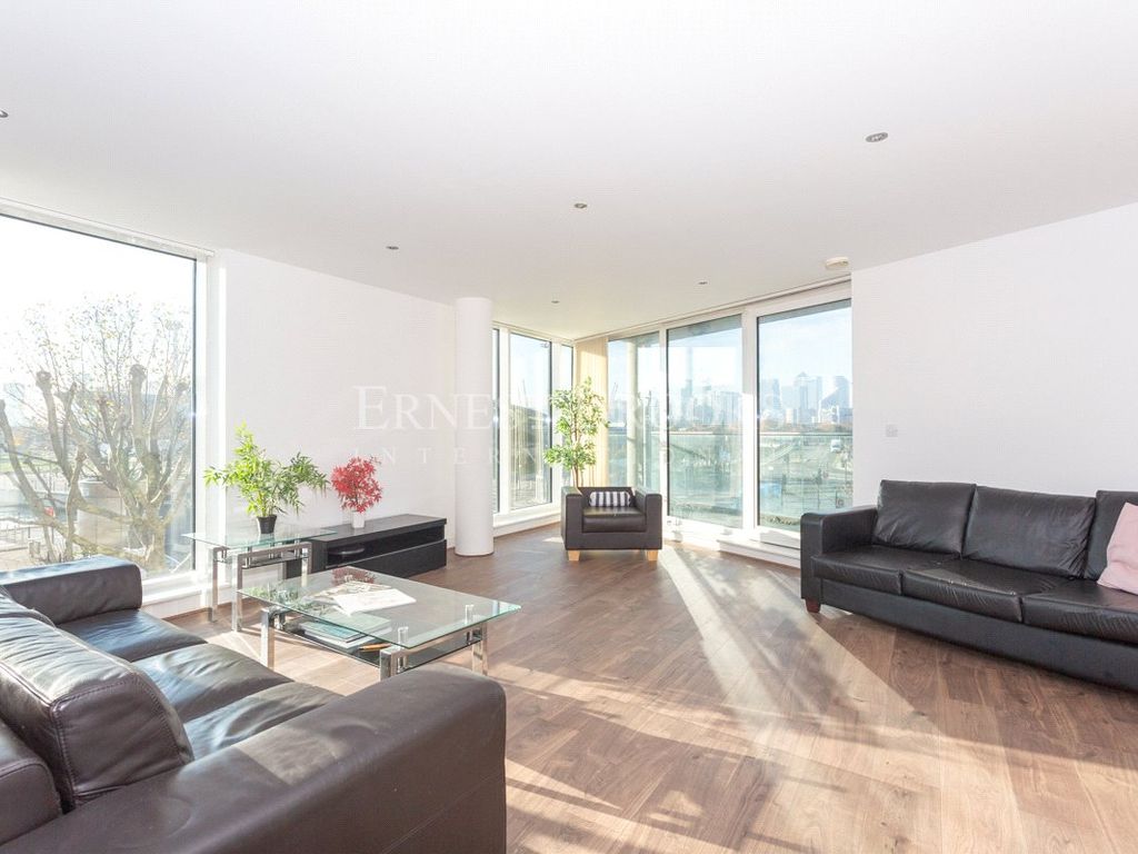 Alaska Apartments, Royal Victoria E16  