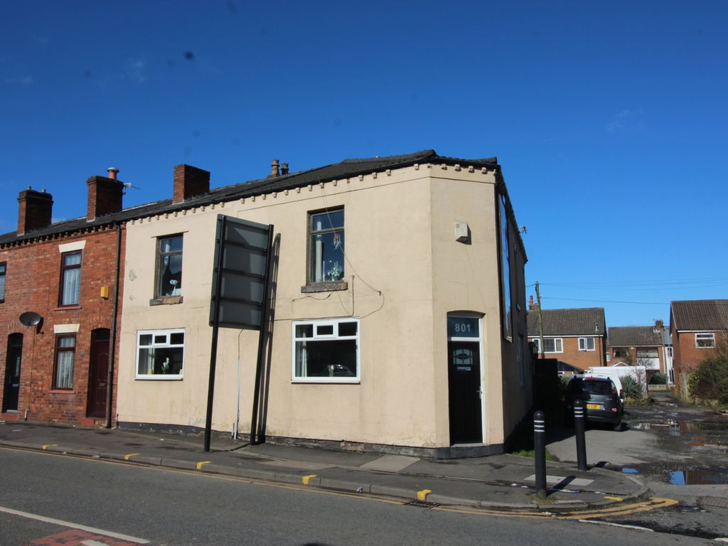 4 bed end terrace house for sale in Atherton Road, Hindley Green WN2