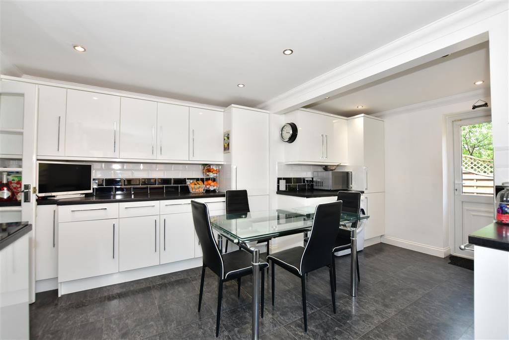 4 bed detached house for sale in Beacon Drive, Bean, Dartford, Kent DA2