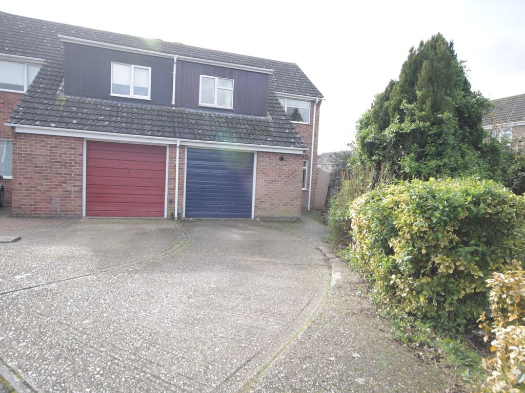 3 bed semidetached house for sale in Goldsmith Close, Thatcham RG18, £