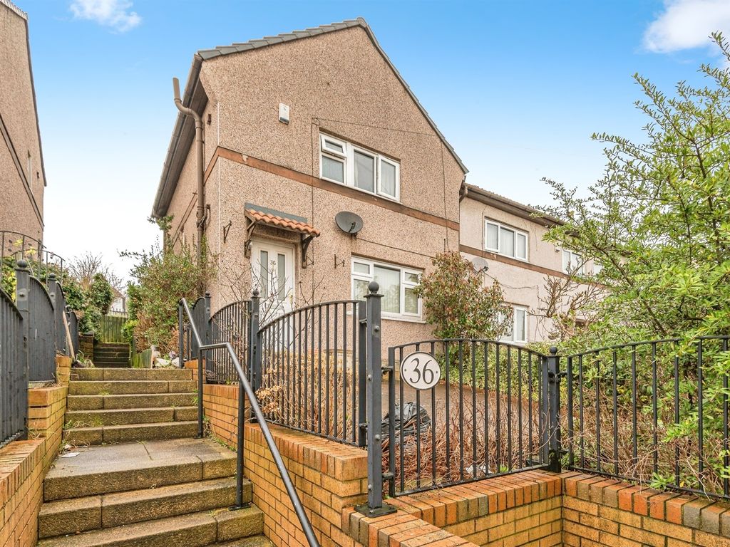 3 bed end terrace house for sale in Whitacre Close, Deighton