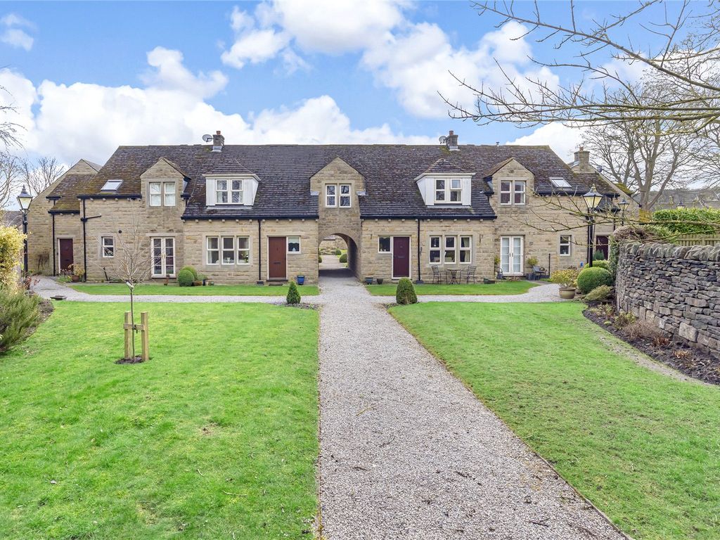 1 bed flat for sale in High House Mews, Addingham, Ilkley, West