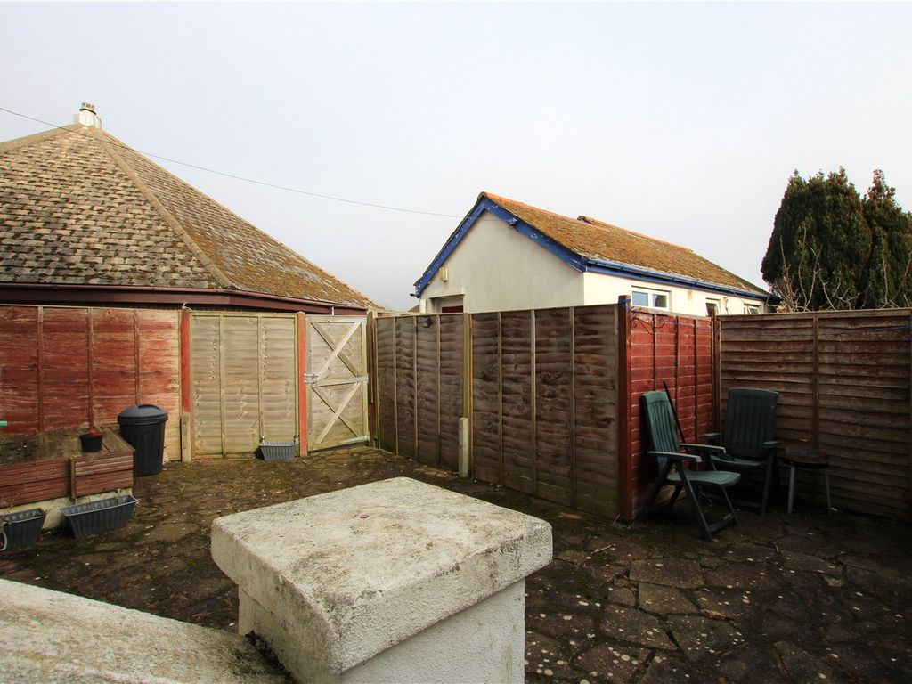 1 bed flat to rent in South Street, Lancing, West Sussex BN15 Zoopla