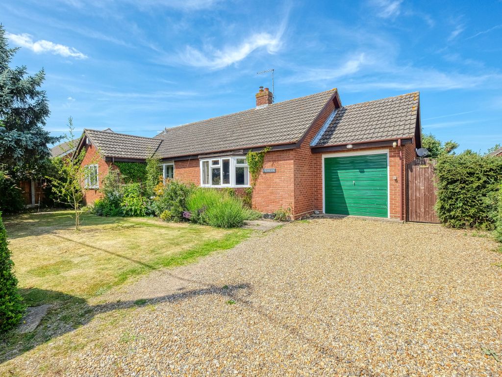 3 bed bungalow for sale in The Hollies, Hemblington NR13. Zoopla