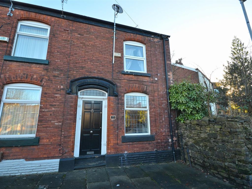 3 bed end terrace house for sale in Currier Lane, Cockbrook, Ashton