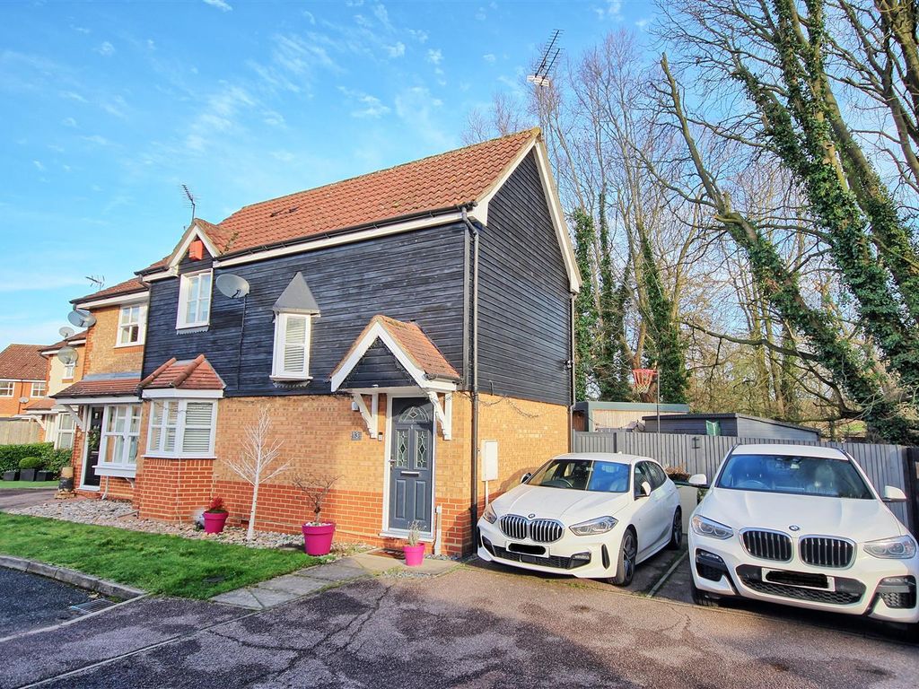 2 bed end terrace house for sale in Regal Close, Standon, Ware SG11, £