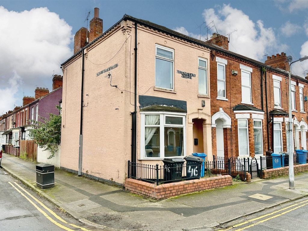 4 bed terraced house for sale in Queensgate Street, Hull HU3, £70,000