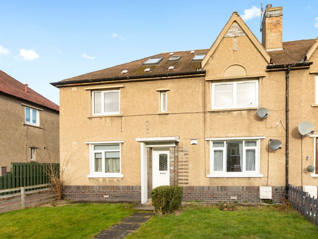 4 bed flat for sale in 10 Wester Drylaw Drive, Drylaw, Edinburgh EH4 Zoopla