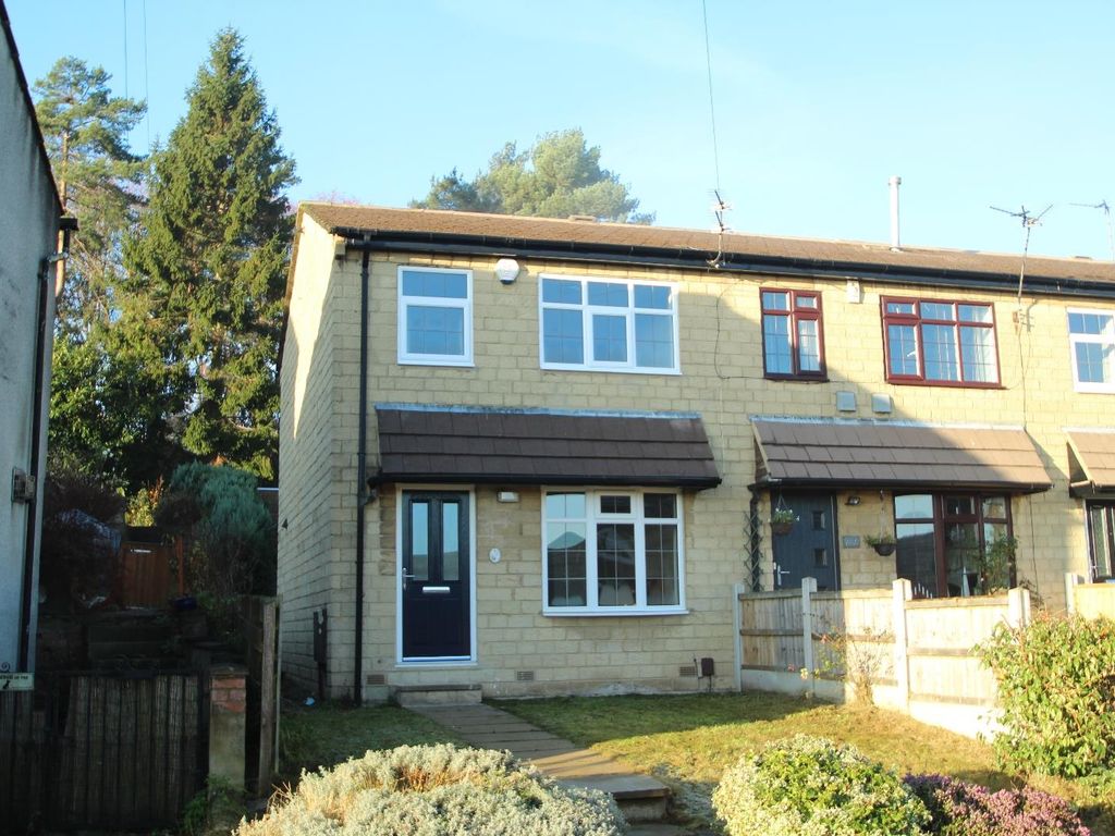 3 bed end terrace house to rent in Bachelor Lane, Horsforth, Leeds
