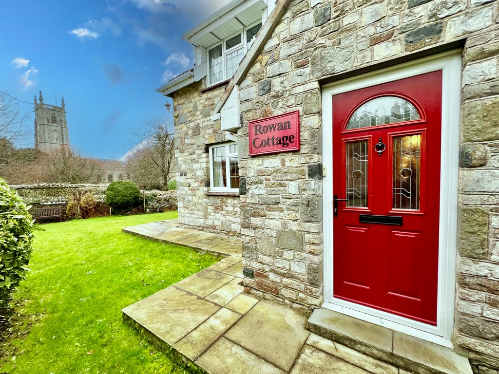 4 bed detached house for sale in Chapel Lane, Winford, Bristol BS40