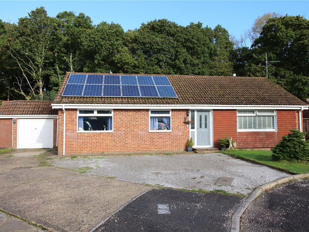 4 bed bungalow for sale in Bramble Way, Bransgore, Dorset BH23, £