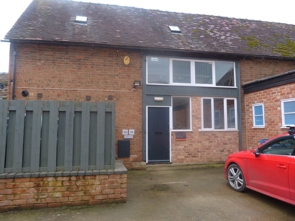 Office to let in Suite 2, Atherstone Barns, StratfordUponAvon