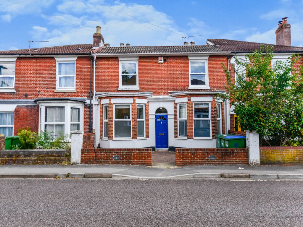 5 bed terraced house to rent in Oxford Road, Southampton, Hampshire