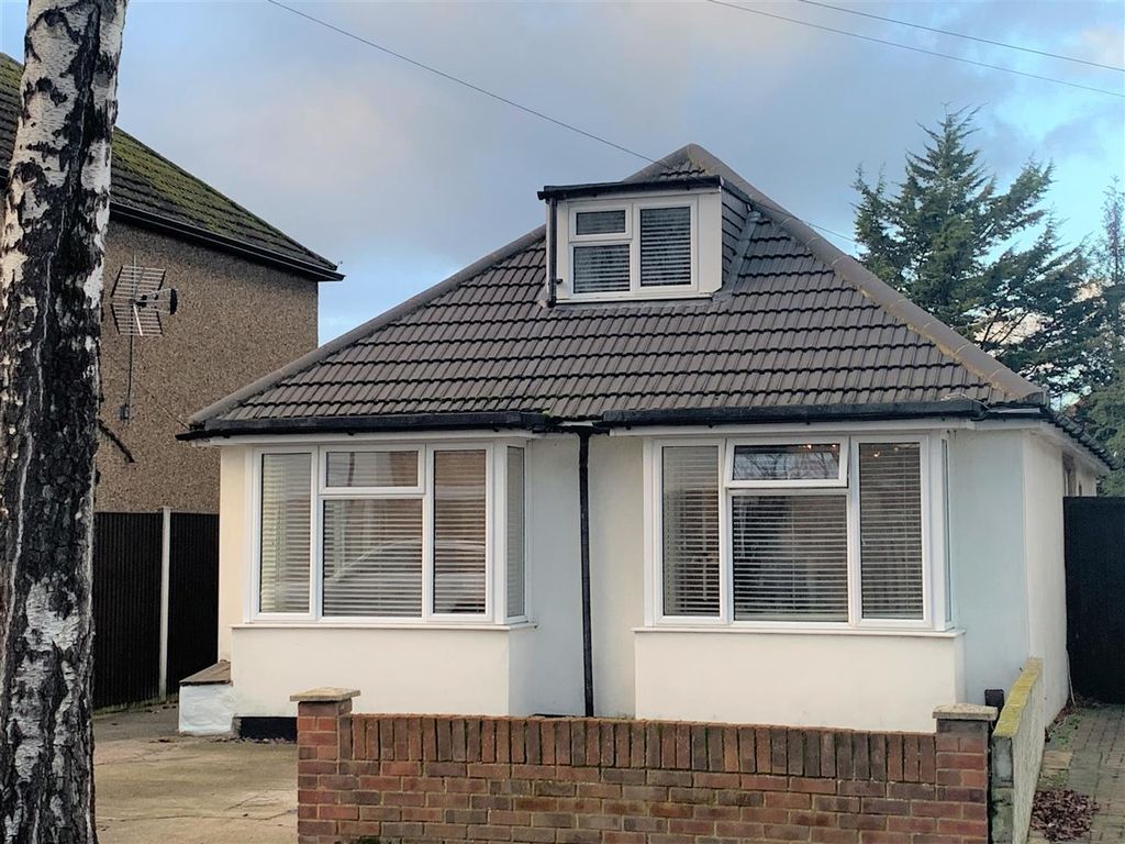 Kenilworth Road, Ashford TW15  