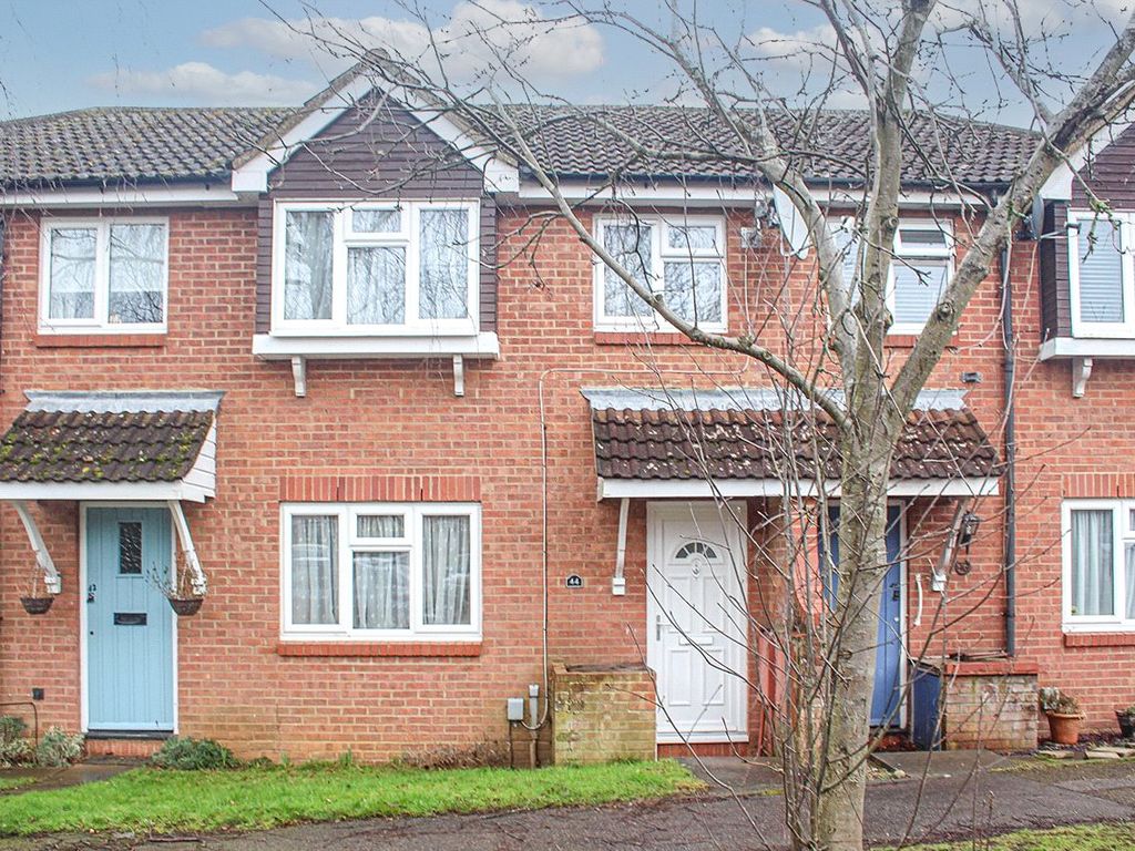 3 bed terraced house for sale in Harwood Close, Welwyn Garden City