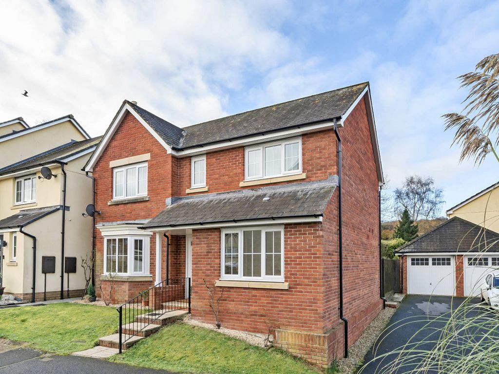 4 bed detached house for sale in Westwood Cleave, Ogwell TQ12, £450,000