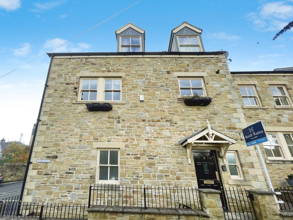4 bed end terrace house to rent in Messenger Mews, Shotley Bridge