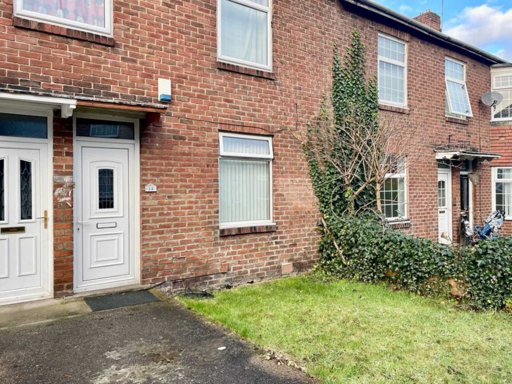 2 bed flat to rent in Baker Gardens, Dunston NE11, £595 pcm Zoopla