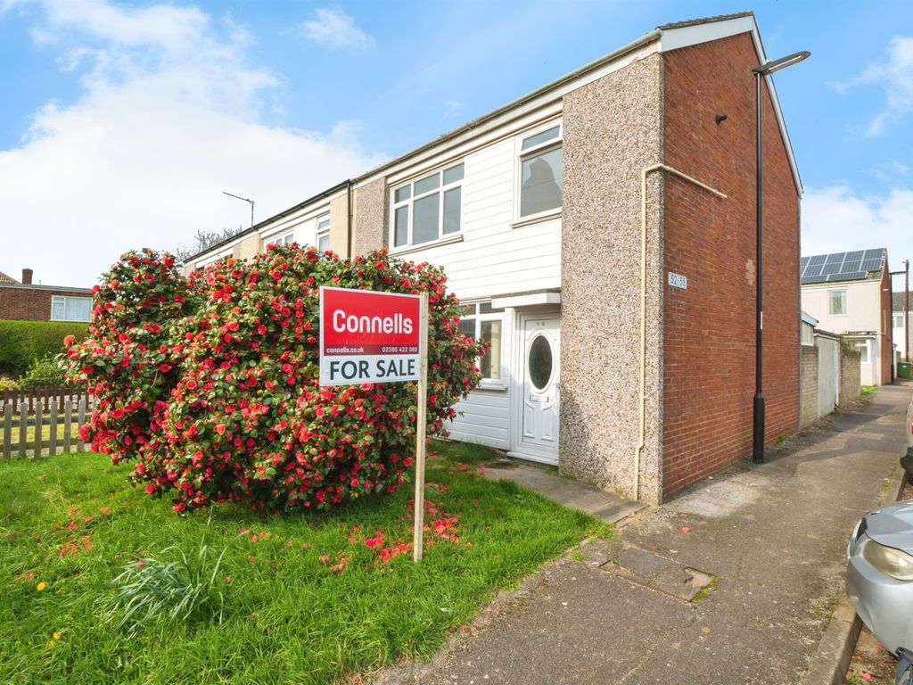 2 bed end terrace house for sale in Canterbury Avenue, Southampton SO19